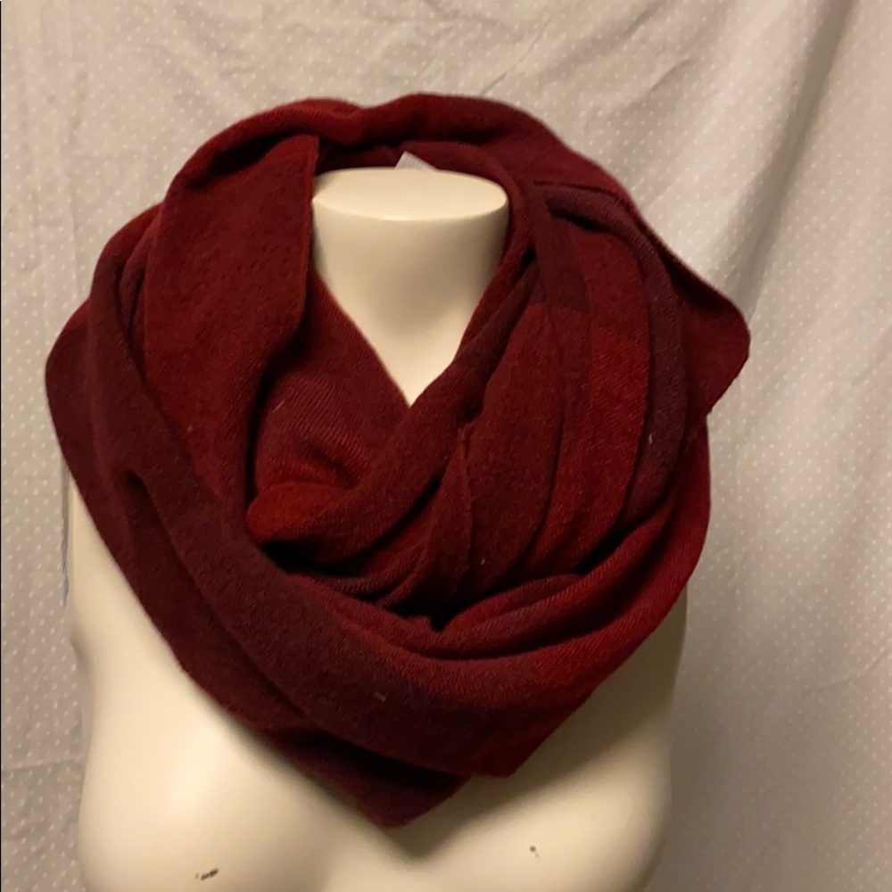 NWT burgundy tonal plaid infinity scarf